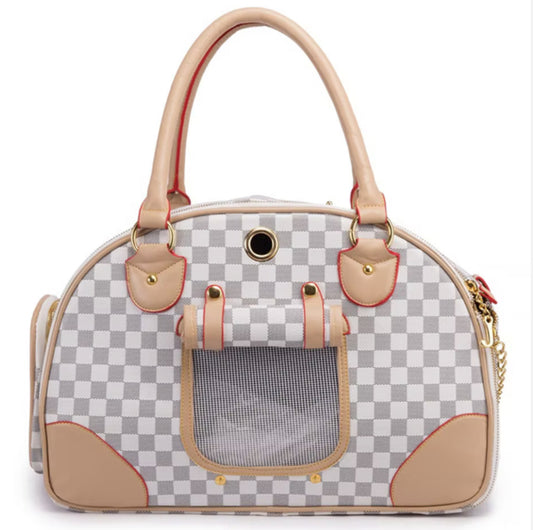 Pet carrier